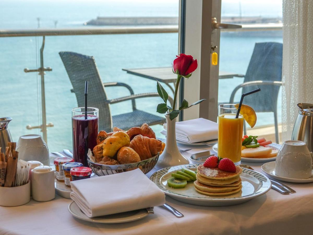 Al Kout Beach Hotel Kuvait Kültér fotó
